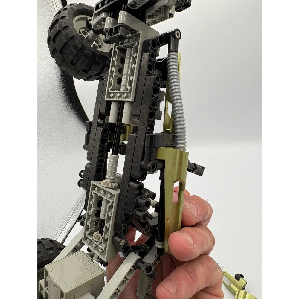 LEGO‎ Technic 8520 Millennium Slizer Throwbots Off-Road Vehicle Incomplete Parts